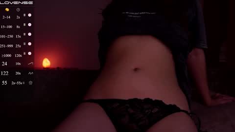 jia_lisaa online show from November 19, 4:17 pm