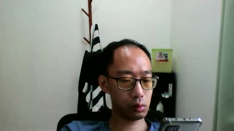 Snapshot of jiachi13 chatting on October 29, 2:46 am Alex online show from October 29, 2:46 am