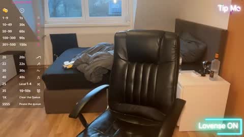 Jimmy online show from March 9, 5:06 pm