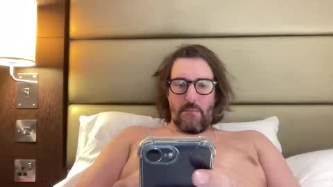 Snapshot of jimboo400 chatting on October 5, 9:00 pm jimboo400 online show from October 5, 9:00 pm