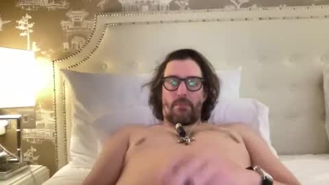 Snapshot of jimboo400 chatting on February 11, 11:44 pm jimboo400 online show from February 11, 11:44 pm