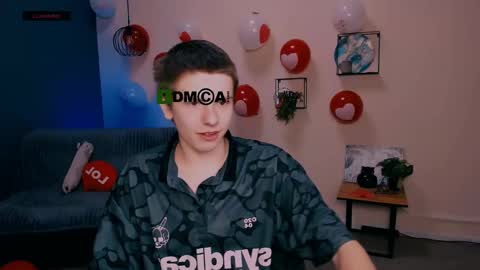 your dream  online show from February 19, 10:53 pm