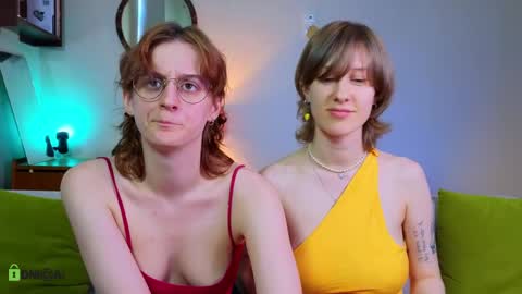 Hey Guys We are Julia ginger  Tina brunette online show from April 17, 4:09 pm