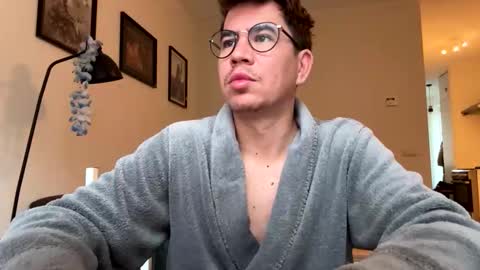 jjd8 online show from October 25, 7:19 am