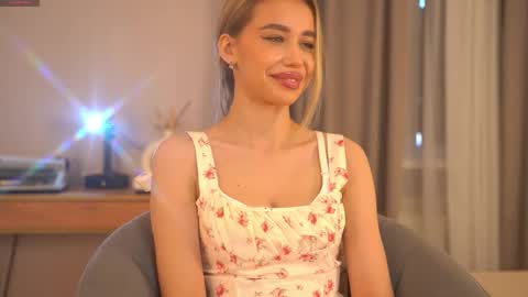 Jenny online show from February 12, 8:29 am