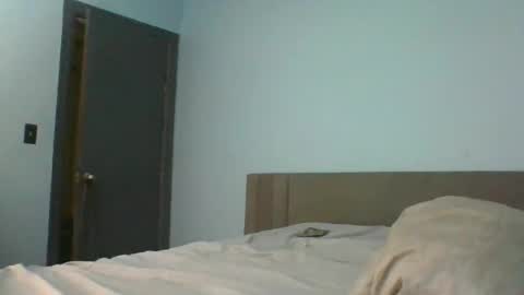 jjhotness88 online show from September 17, 9:02 am