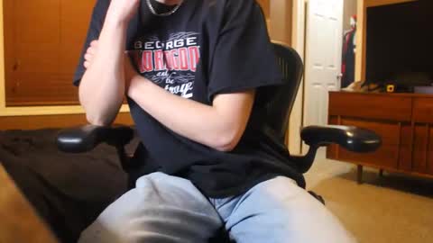 jjjjjfive online show from March 12, 5:00 am