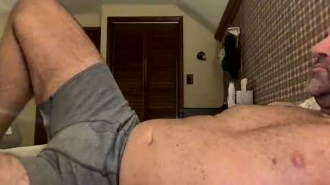 jjtender33 online show from December 16, 10:49 pm