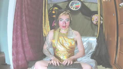 Miguel    ONLYFANS   THECRAZYADAM online show from February 23, 3:20 am