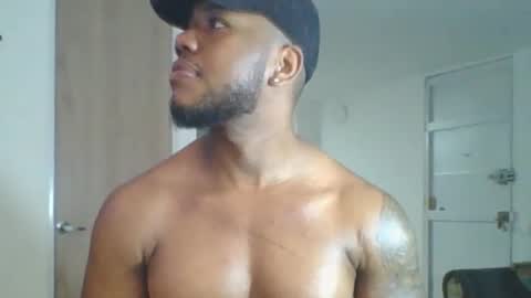 JOAN SAENZ online show from November 25, 2:32 am