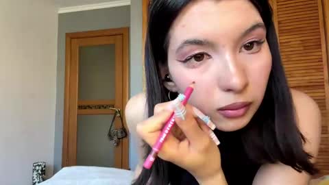 joanaphippin online show from May 21, 7:37 am