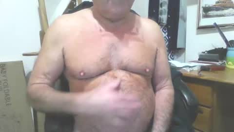 jerkoffmee online show from January 1, 11:18 pm