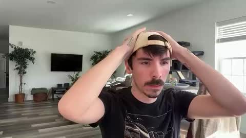 JockBoy233 online show from April 6, 7:15 pm