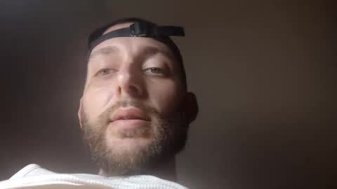 Snapshot of joe883555 chatting on October 19, 12:37 am joe883555 online show from October 19, 12:37 am