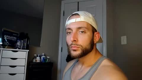 Snapshot of joe883555 chatting on October 25, 10:54 pm joe883555 online show from October 25, 10:54 pm