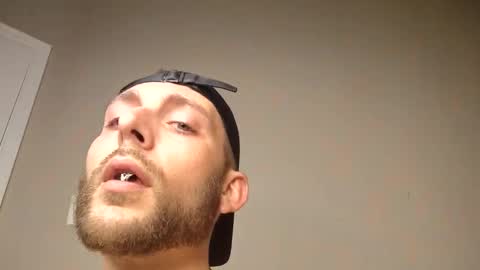 Snapshot of joe883555 chatting on October 15, 11:59 pm joe883555 online show from October 15, 11:59 pm