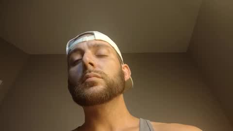 Snapshot of joe883555 chatting on October 24, 3:40 am joe883555 online show from October 24, 3:40 am