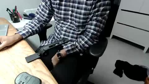 joeshades21 online show from February 11, 10:58 am