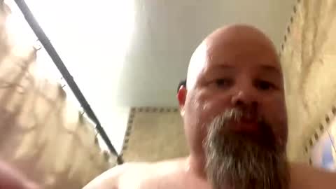 Snapshot of john40a chatting on December 24, 10:49 pm John online show from December 24, 10:49 pm