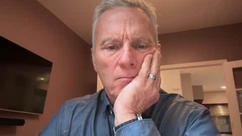 Snapshot of john555_555 chatting on October 13, 4:09 pm JackJack online show from October 13, 4:09 pm