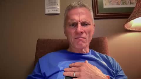 Snapshot of john555_555 chatting on October 16, 12:21 am JackJack online show from October 16, 12:21 am