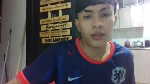 john_miles01 online show from December 18, 6:20 am