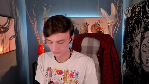 Snapshot of john_weasley chatting on January 23, 8:02 pm John online show from January 23, 8:02 pm