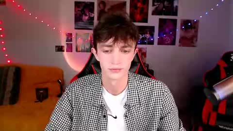 john_winx online show from July 2, 1:49 pm