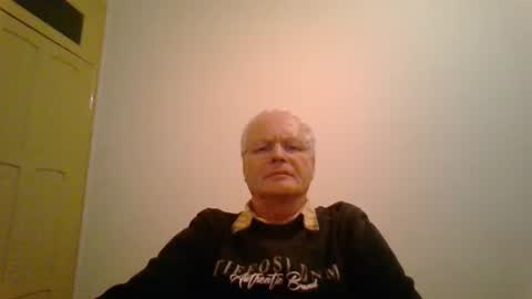 johndesnudado online show from December 28, 12:04 am