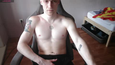 Johnny online show from April 1, 10:27 am