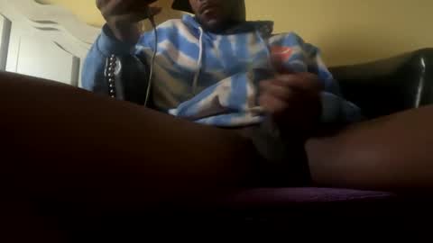 JohnnyHunggg online show from January 9, 6:57 pm