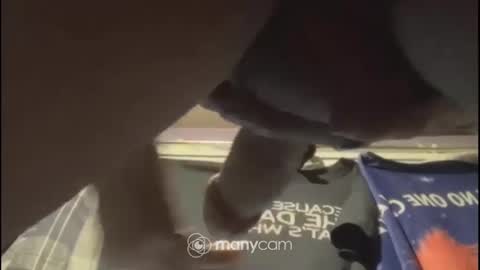 johnnyshung1 online show from February 5, 9:57 am