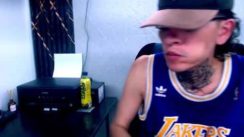 johnsonisaac94  online show from February 18, 4:26 am