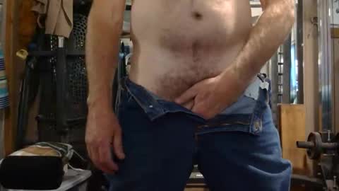 johnstrong online show from November 15, 3:24 pm