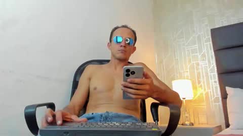 JohnWickk 1 online show from February 25, 8:12 pm