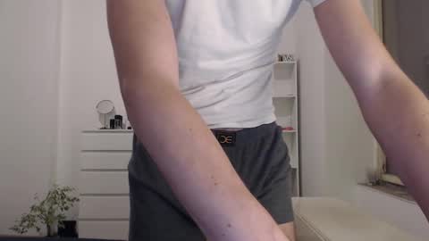 John online show from November 5, 5:04 pm