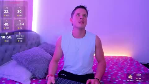 johnycooper08 online show from July 14, 2:11 pm