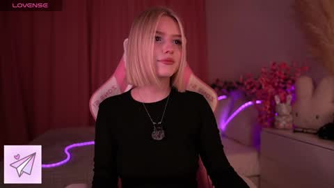 Paula online show from April 3, 12:39 am