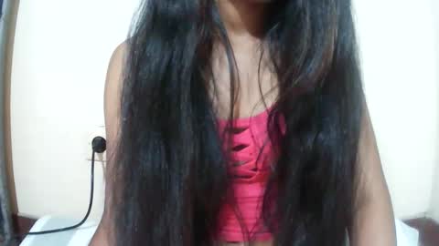 joliekah27 online show from December 19, 10:05 pm