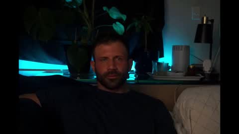 Jon Aries online show from March 3, 9:22 pm