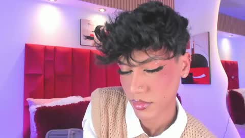 Jonas  online show from May 24, 6:42 am