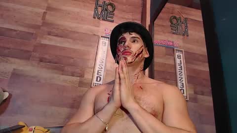 jonathancast08 online show from October 31, 10:10 pm