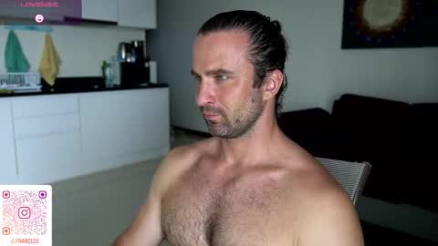 jonathanfranz123 online show from November 15, 3:30 am