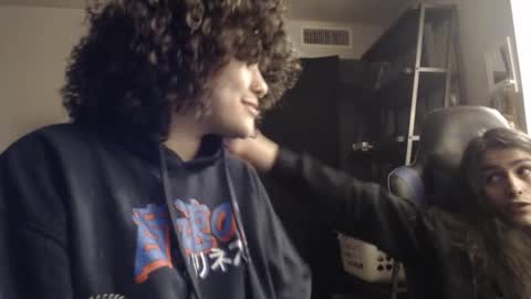 jonmessfan online show from December 14, 8:37 pm