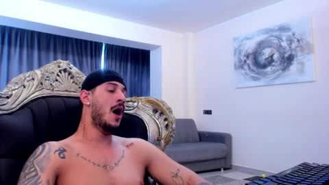 jonnyporn1 online show from March 27, 8:09 am