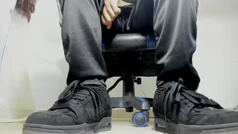 jordan33blake online show from May 11, 3:24 am