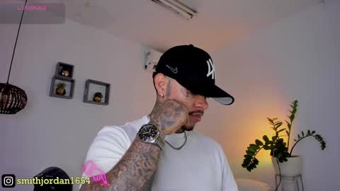 Jordan Smith online show from February 28, 8:39 pm