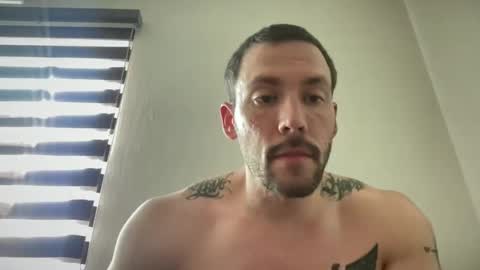 jorgearrp0 online show from October 31, 5:13 pm