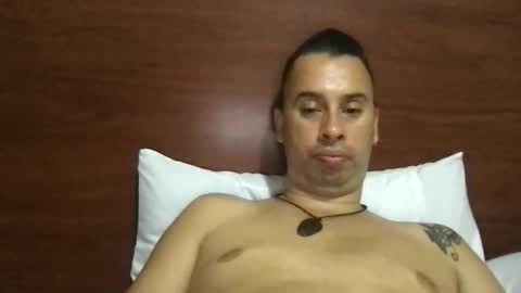 jose1234563 online show from May 8, 2:28 am
