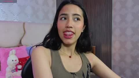 Joselyn  online show from May 12, 1:20 pm